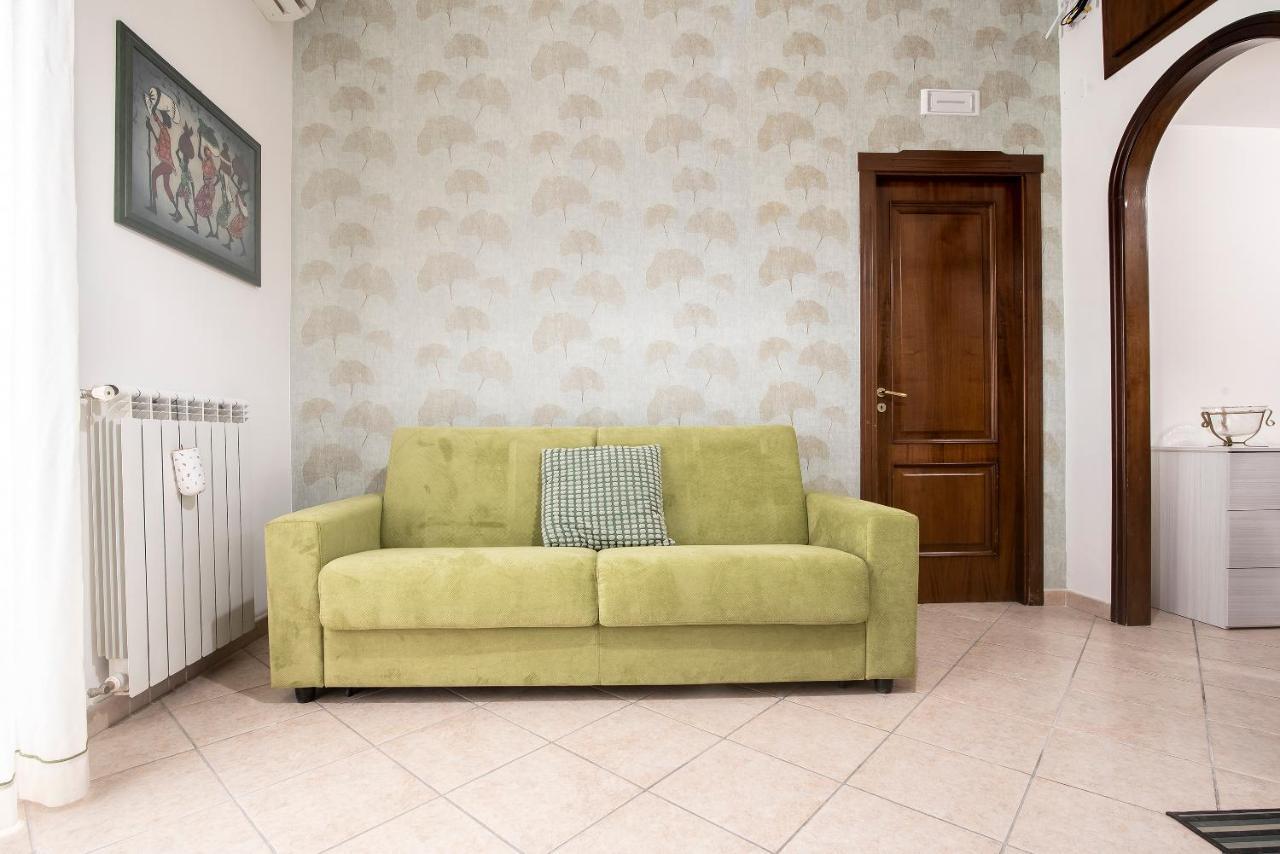 Apartamento Residenza Il Bell'Antonio Nápoles Exterior foto